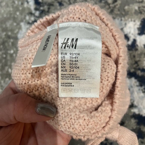 H&M Kids Hat - Picture 2 of 2